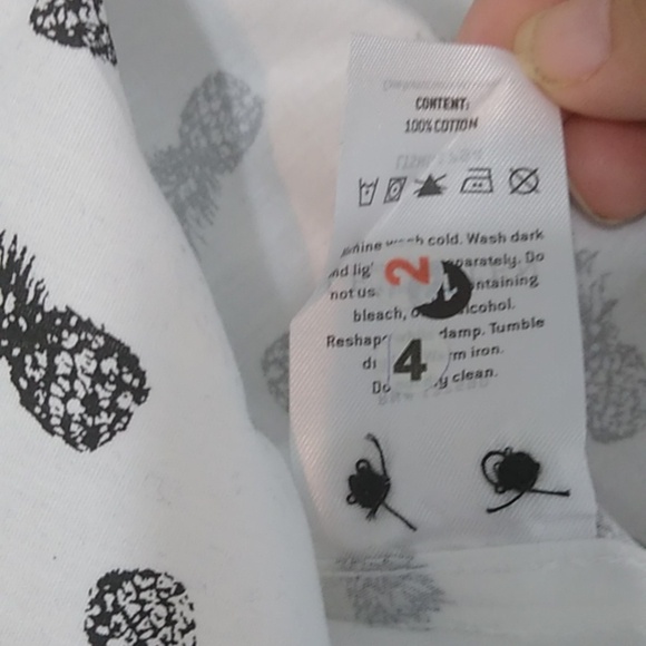 Level Ten -White Pineapple Print Men's Shirt - Size M - Picture 6 of 6